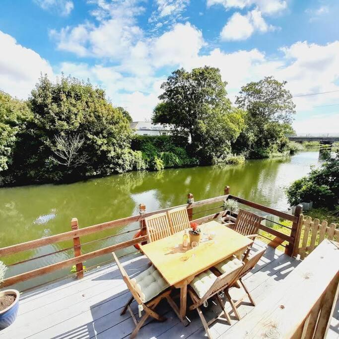 Villa Riverside Escape Iden Rye Exterior foto